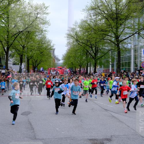25.04.2026 - Das Zehntel Tim E. http://msf.ph/oto/9572112 25.04.2026 10:31:01 Ziel  meine-sportfotos.de