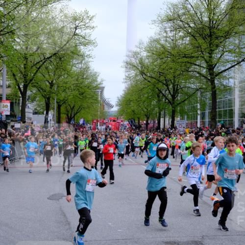 25.04.2026 - Das Zehntel Tim E. http://msf.ph/oto/9572121 25.04.2026 10:31:02 Ziel  meine-sportfotos.de