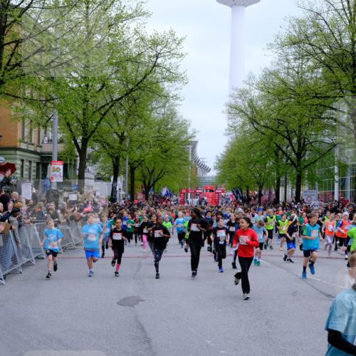 25.04.2026 - Das Zehntel Tim E. http://msf.ph/oto/9572126 25.04.2026 10:31:03 Ziel  meine-sportfotos.de
