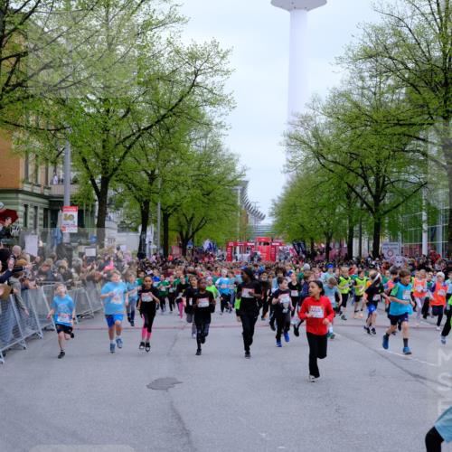 25.04.2026 - Das Zehntel Tim E. http://msf.ph/oto/9572127 25.04.2026 10:31:03 Ziel  meine-sportfotos.de