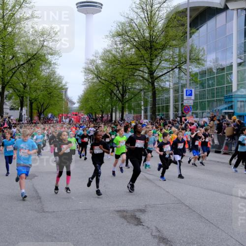 25.04.2026 - Das Zehntel Tim E. http://msf.ph/oto/9572141 25.04.2026 10:31:05 Ziel  meine-sportfotos.de