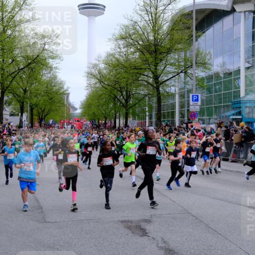 25.04.2026 - Das Zehntel Tim E. http://msf.ph/oto/9572142 25.04.2026 10:31:06 Ziel  meine-sportfotos.de