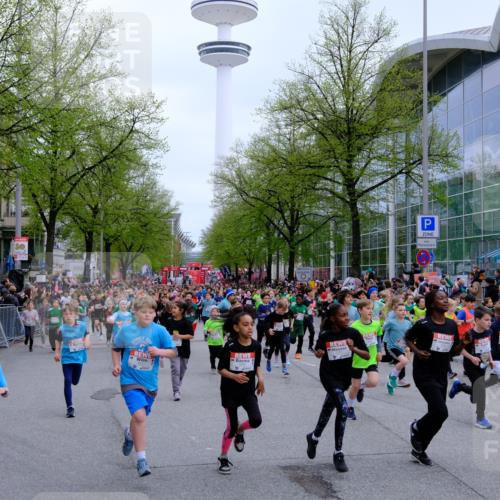 25.04.2026 - Das Zehntel Tim E. http://msf.ph/oto/9572143 25.04.2026 10:31:06 Ziel  meine-sportfotos.de