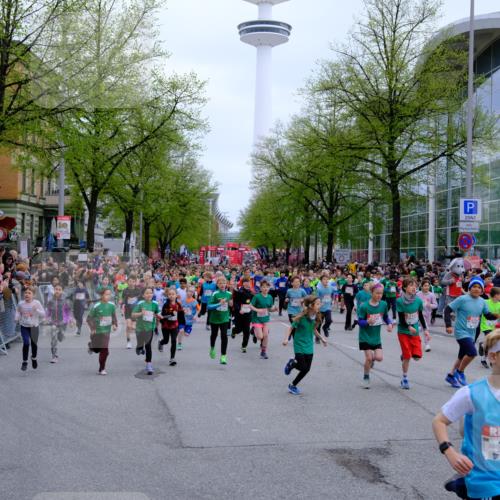 25.04.2026 - Das Zehntel Tim E. http://msf.ph/oto/9572159 25.04.2026 10:31:09 Ziel  meine-sportfotos.de