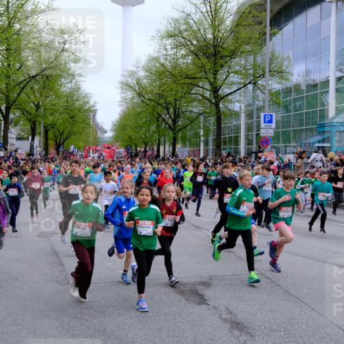 25.04.2026 - Das Zehntel Tim E. http://msf.ph/oto/9572178 25.04.2026 10:31:11 Ziel  meine-sportfotos.de