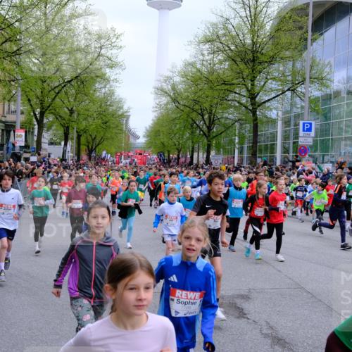 25.04.2026 - Das Zehntel Tim E. http://msf.ph/oto/9572183 25.04.2026 10:31:12 Ziel  meine-sportfotos.de
