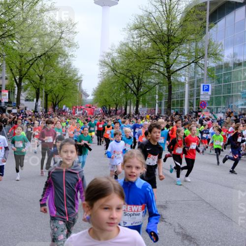 25.04.2026 - Das Zehntel Tim E. http://msf.ph/oto/9572184 25.04.2026 10:31:12 Ziel  meine-sportfotos.de