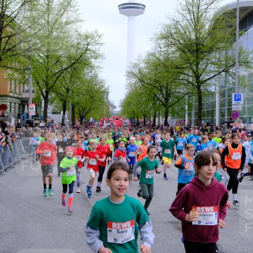 25.04.2026 - Das Zehntel Tim E. http://msf.ph/oto/9572196 25.04.2026 10:31:15 Ziel  meine-sportfotos.de