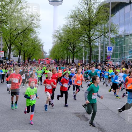 25.04.2026 - Das Zehntel Tim E. http://msf.ph/oto/9572199 25.04.2026 10:31:16 Ziel  meine-sportfotos.de