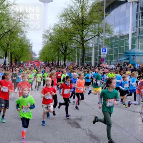 25.04.2026 - Das Zehntel Tim E. http://msf.ph/oto/9572202 25.04.2026 10:31:16 Ziel  meine-sportfotos.de