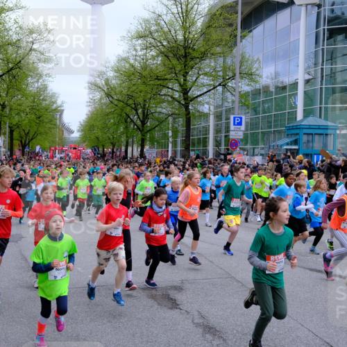 25.04.2026 - Das Zehntel Tim E. http://msf.ph/oto/9572203 25.04.2026 10:31:16 Ziel  meine-sportfotos.de