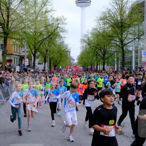 25.04.2026 - Das Zehntel Tim E. http://msf.ph/oto/9572220 25.04.2026 10:31:19 Ziel  meine-sportfotos.de