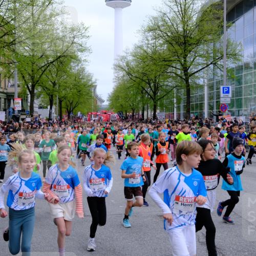 25.04.2026 - Das Zehntel Tim E. http://msf.ph/oto/9572227 25.04.2026 10:31:20 Ziel  meine-sportfotos.de