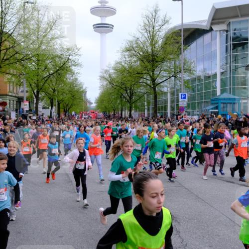 25.04.2026 - Das Zehntel Tim E. http://msf.ph/oto/9572237 25.04.2026 10:31:22 Ziel  meine-sportfotos.de