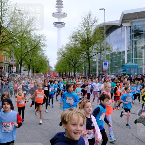 25.04.2026 - Das Zehntel Tim E. http://msf.ph/oto/9572248 25.04.2026 10:31:24 Ziel  meine-sportfotos.de