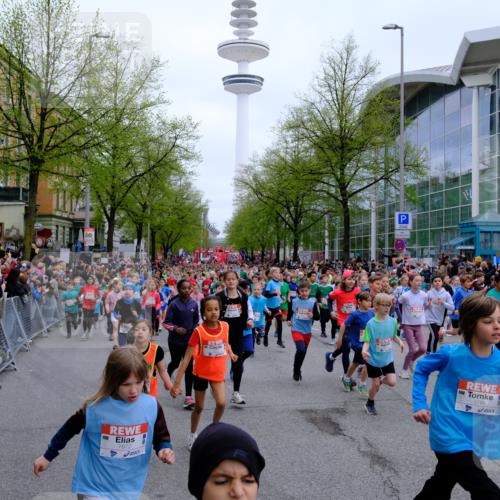 25.04.2026 - Das Zehntel Tim E. http://msf.ph/oto/9572250 25.04.2026 10:31:24 Ziel  meine-sportfotos.de