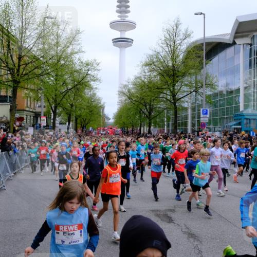 25.04.2026 - Das Zehntel Tim E. http://msf.ph/oto/9572251 25.04.2026 10:31:24 Ziel  meine-sportfotos.de