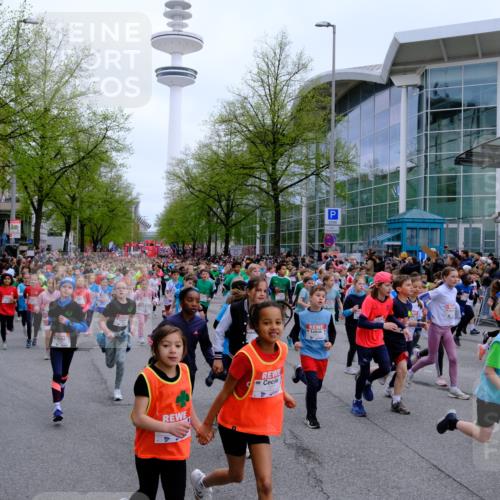 25.04.2026 - Das Zehntel Tim E. http://msf.ph/oto/9572258 25.04.2026 10:31:25 Ziel  meine-sportfotos.de