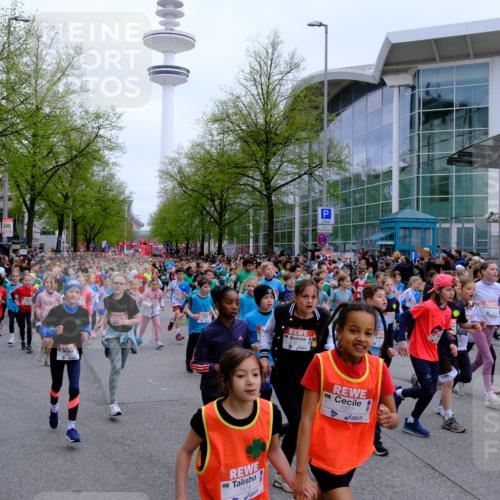 25.04.2026 - Das Zehntel Tim E. http://msf.ph/oto/9572261 25.04.2026 10:31:25 Ziel  meine-sportfotos.de