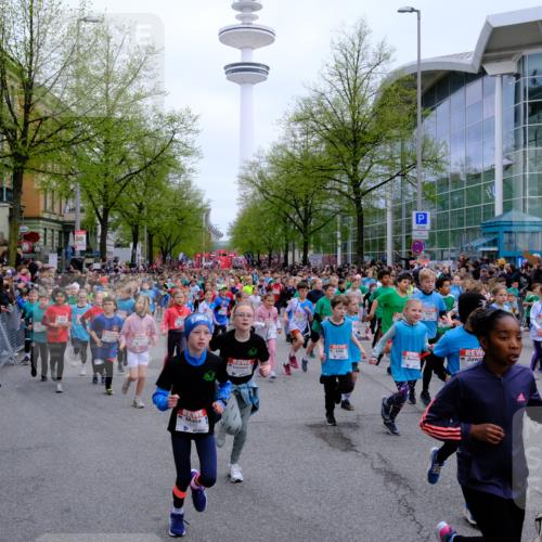 25.04.2026 - Das Zehntel Tim E. http://msf.ph/oto/9572262 25.04.2026 10:31:26 Ziel  meine-sportfotos.de