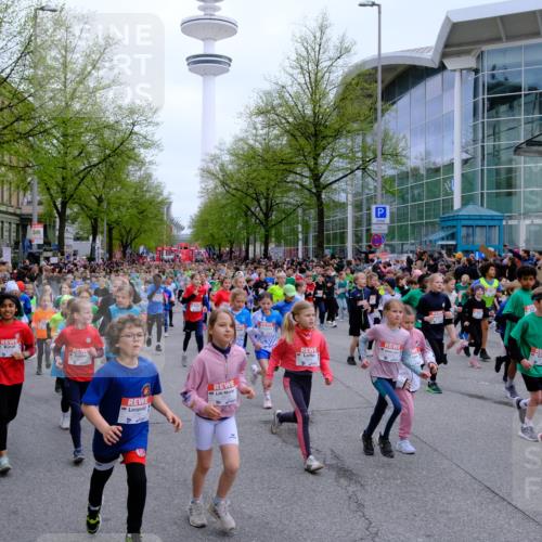 25.04.2026 - Das Zehntel Tim E. http://msf.ph/oto/9572274 25.04.2026 10:31:28 Ziel  meine-sportfotos.de