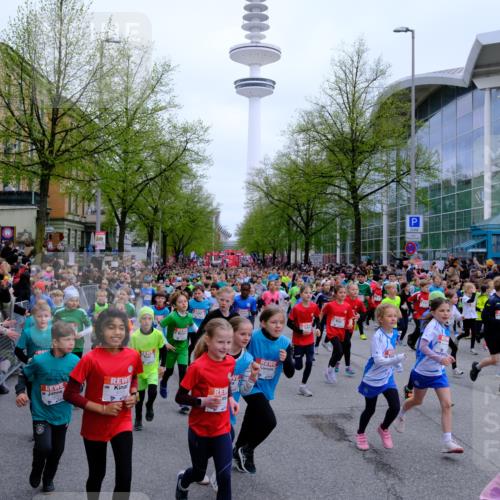 25.04.2026 - Das Zehntel Tim E. http://msf.ph/oto/9572279 25.04.2026 10:31:29 Ziel  meine-sportfotos.de