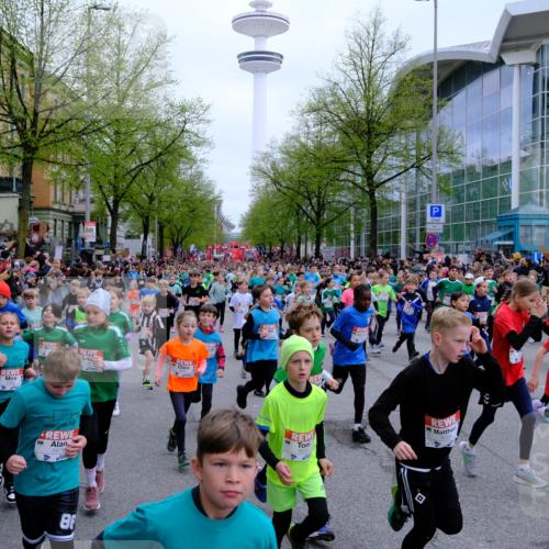 25.04.2026 - Das Zehntel Tim E. http://msf.ph/oto/9572288 25.04.2026 10:31:30 Ziel  meine-sportfotos.de