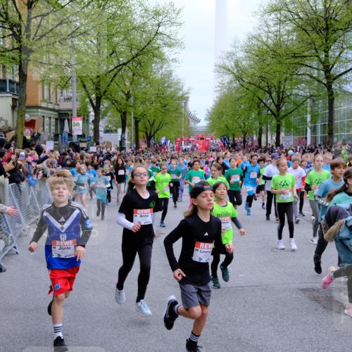 25.04.2026 - Das Zehntel Tim E. http://msf.ph/oto/9572303 25.04.2026 10:31:34 Ziel  meine-sportfotos.de