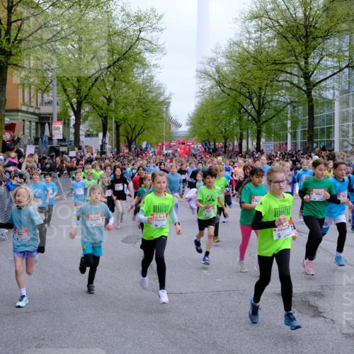 25.04.2026 - Das Zehntel Tim E. http://msf.ph/oto/9572315 25.04.2026 10:31:37 Ziel  meine-sportfotos.de