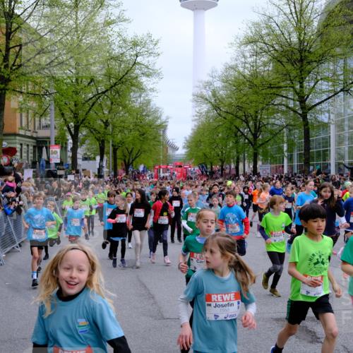 25.04.2026 - Das Zehntel Tim E. http://msf.ph/oto/9572323 25.04.2026 10:31:38 Ziel  meine-sportfotos.de