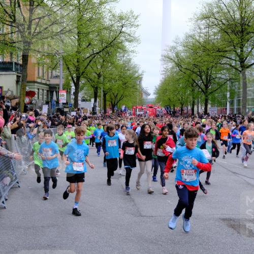 25.04.2026 - Das Zehntel Tim E. http://msf.ph/oto/9572326 25.04.2026 10:31:39 Ziel  meine-sportfotos.de