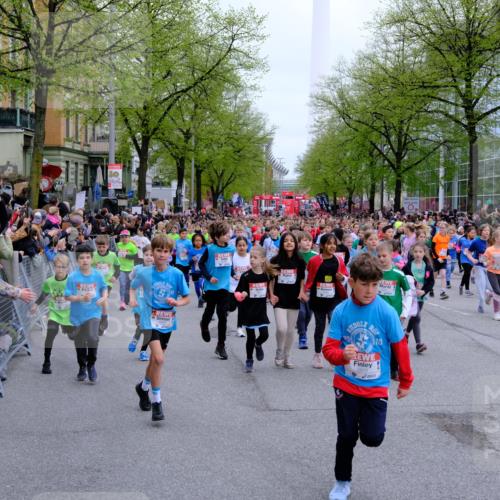 25.04.2026 - Das Zehntel Tim E. http://msf.ph/oto/9572328 25.04.2026 10:31:39 Ziel  meine-sportfotos.de