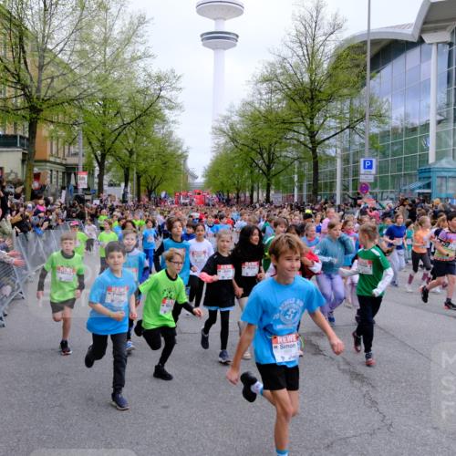 25.04.2026 - Das Zehntel Tim E. http://msf.ph/oto/9572336 25.04.2026 10:31:40 Ziel  meine-sportfotos.de