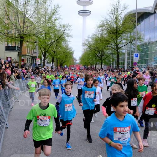 25.04.2026 - Das Zehntel Tim E. http://msf.ph/oto/9572340 25.04.2026 10:31:41 Ziel  meine-sportfotos.de