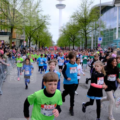 25.04.2026 - Das Zehntel Tim E. http://msf.ph/oto/9572343 25.04.2026 10:31:42 Ziel  meine-sportfotos.de