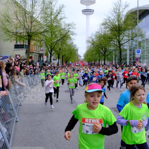 25.04.2026 - Das Zehntel Tim E. http://msf.ph/oto/9572348 25.04.2026 10:31:44 Ziel  meine-sportfotos.de