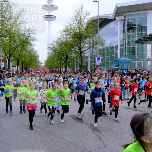 25.04.2026 - Das Zehntel Tim E. http://msf.ph/oto/9572364 25.04.2026 10:31:47 Ziel  meine-sportfotos.de