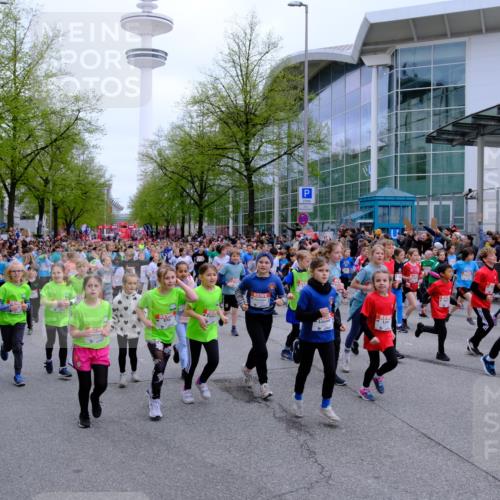 25.04.2026 - Das Zehntel Tim E. http://msf.ph/oto/9572365 25.04.2026 10:31:47 Ziel  meine-sportfotos.de