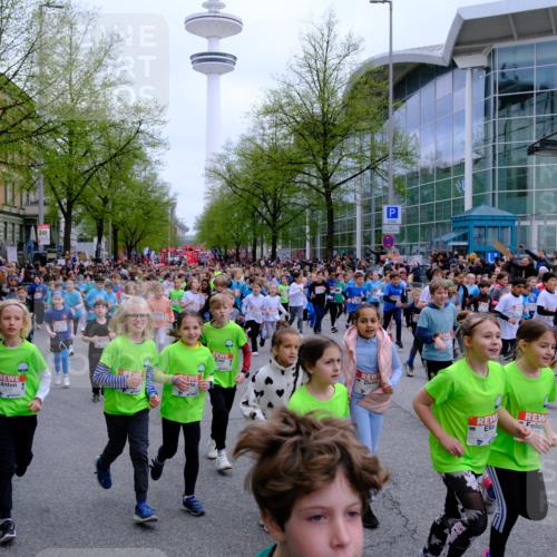 25.04.2026 - Das Zehntel Tim E. http://msf.ph/oto/9572375 25.04.2026 10:31:49 Ziel  meine-sportfotos.de