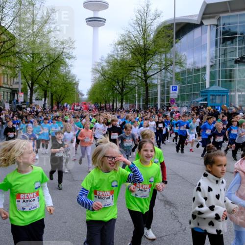 25.04.2026 - Das Zehntel Tim E. http://msf.ph/oto/9572379 25.04.2026 10:31:49 Ziel  meine-sportfotos.de
