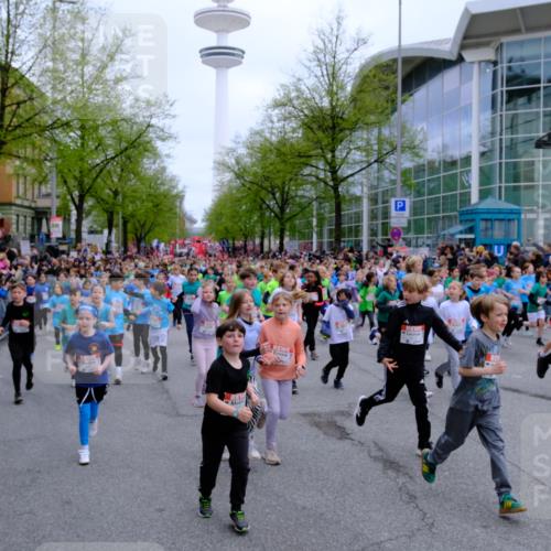 25.04.2026 - Das Zehntel Tim E. http://msf.ph/oto/9572385 25.04.2026 10:31:51 Ziel  meine-sportfotos.de