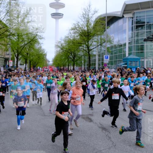 25.04.2026 - Das Zehntel Tim E. http://msf.ph/oto/9572386 25.04.2026 10:31:51 Ziel  meine-sportfotos.de