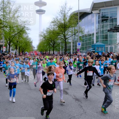 25.04.2026 - Das Zehntel Tim E. http://msf.ph/oto/9572387 25.04.2026 10:31:51 Ziel  meine-sportfotos.de