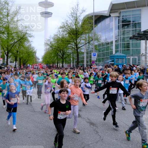 25.04.2026 - Das Zehntel Tim E. http://msf.ph/oto/9572388 25.04.2026 10:31:51 Ziel  meine-sportfotos.de