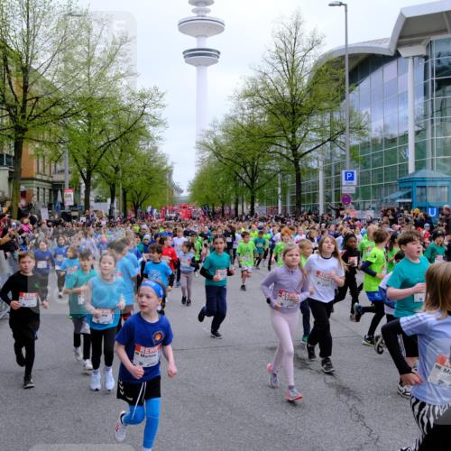 25.04.2026 - Das Zehntel Tim E. http://msf.ph/oto/9572390 25.04.2026 10:31:52 Ziel  meine-sportfotos.de