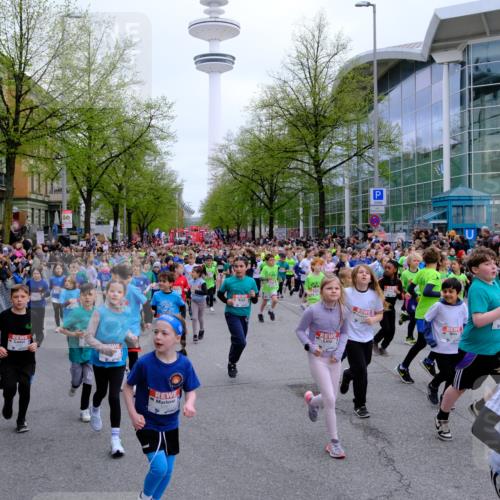 25.04.2026 - Das Zehntel Tim E. http://msf.ph/oto/9572391 25.04.2026 10:31:52 Ziel  meine-sportfotos.de