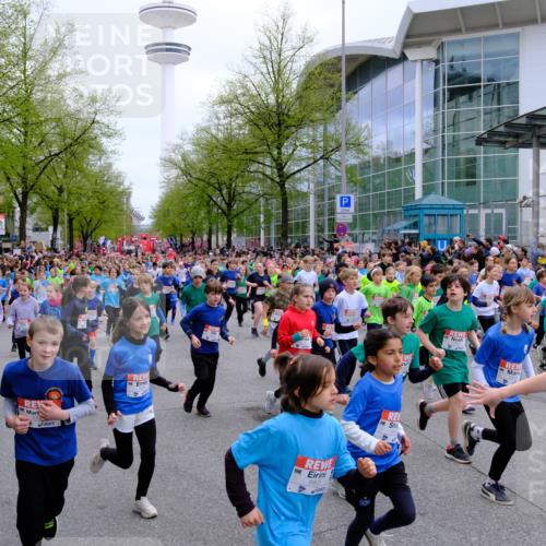 25.04.2026 - Das Zehntel Tim E. http://msf.ph/oto/9572409 25.04.2026 10:31:55 Ziel  meine-sportfotos.de