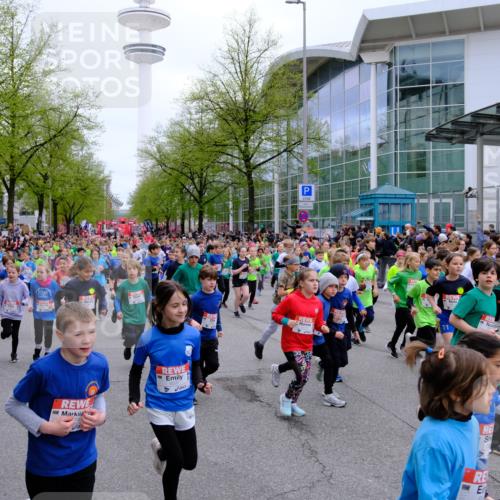 25.04.2026 - Das Zehntel Tim E. http://msf.ph/oto/9572412 25.04.2026 10:31:55 Ziel  meine-sportfotos.de