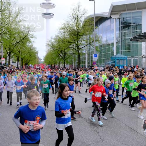 25.04.2026 - Das Zehntel Tim E. http://msf.ph/oto/9572413 25.04.2026 10:31:55 Ziel  meine-sportfotos.de
