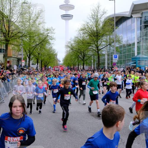 25.04.2026 - Das Zehntel Tim E. http://msf.ph/oto/9572415 25.04.2026 10:31:56 Ziel  meine-sportfotos.de